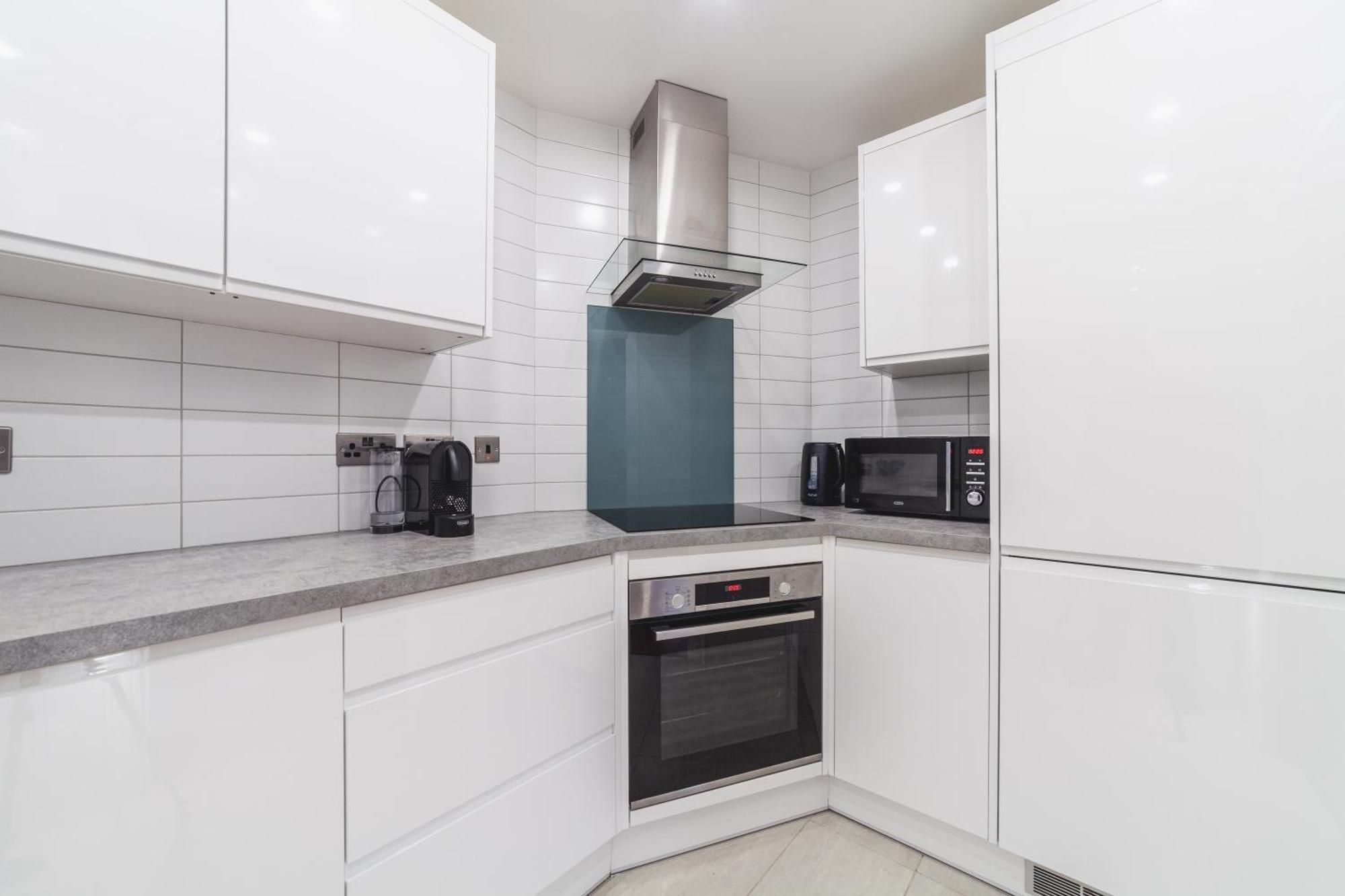 Bright 1br Floor Flat In Hoxton, 5 Min Tube *